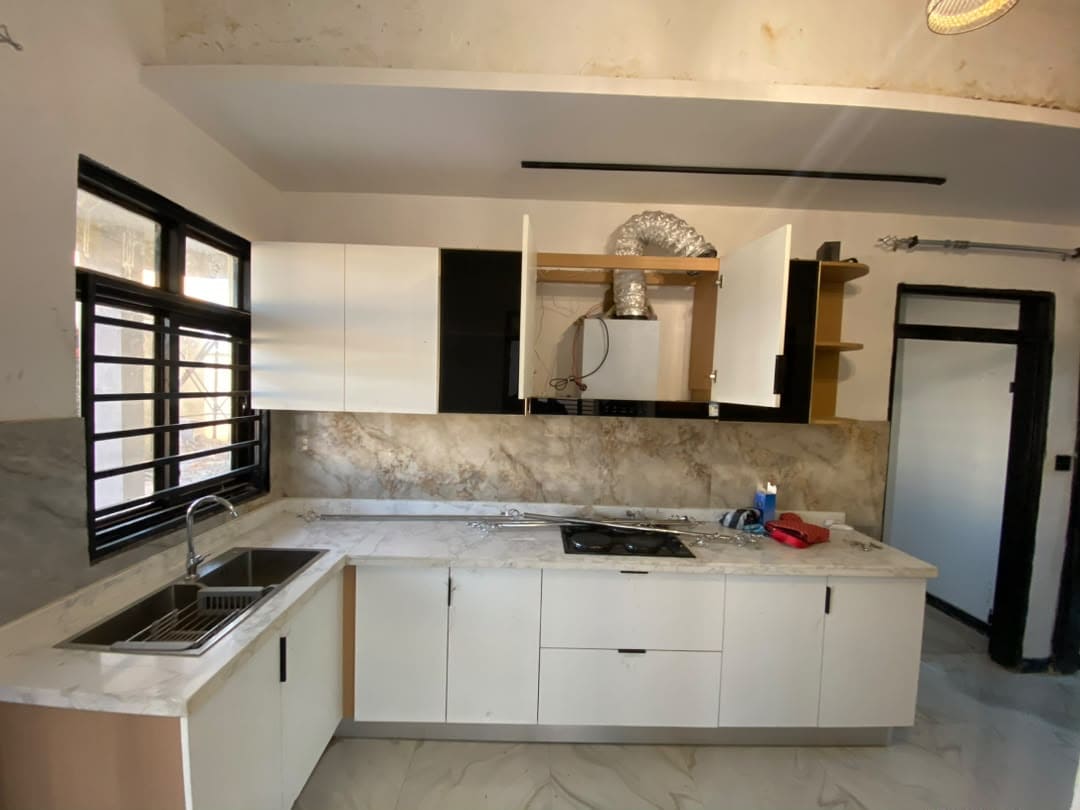 Aménagement de cuisine par NGKS Services